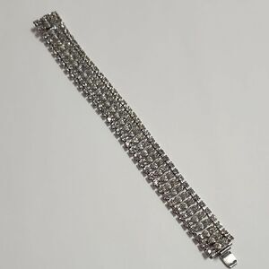 B David Vintage Rhinestone Bracelet in Silver